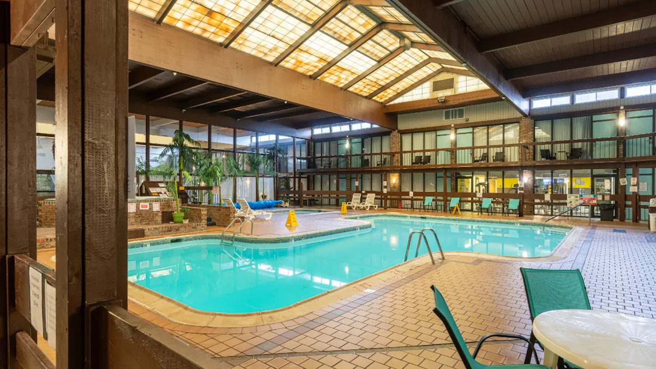 Altoona Grand Hotel in Altoona, United States